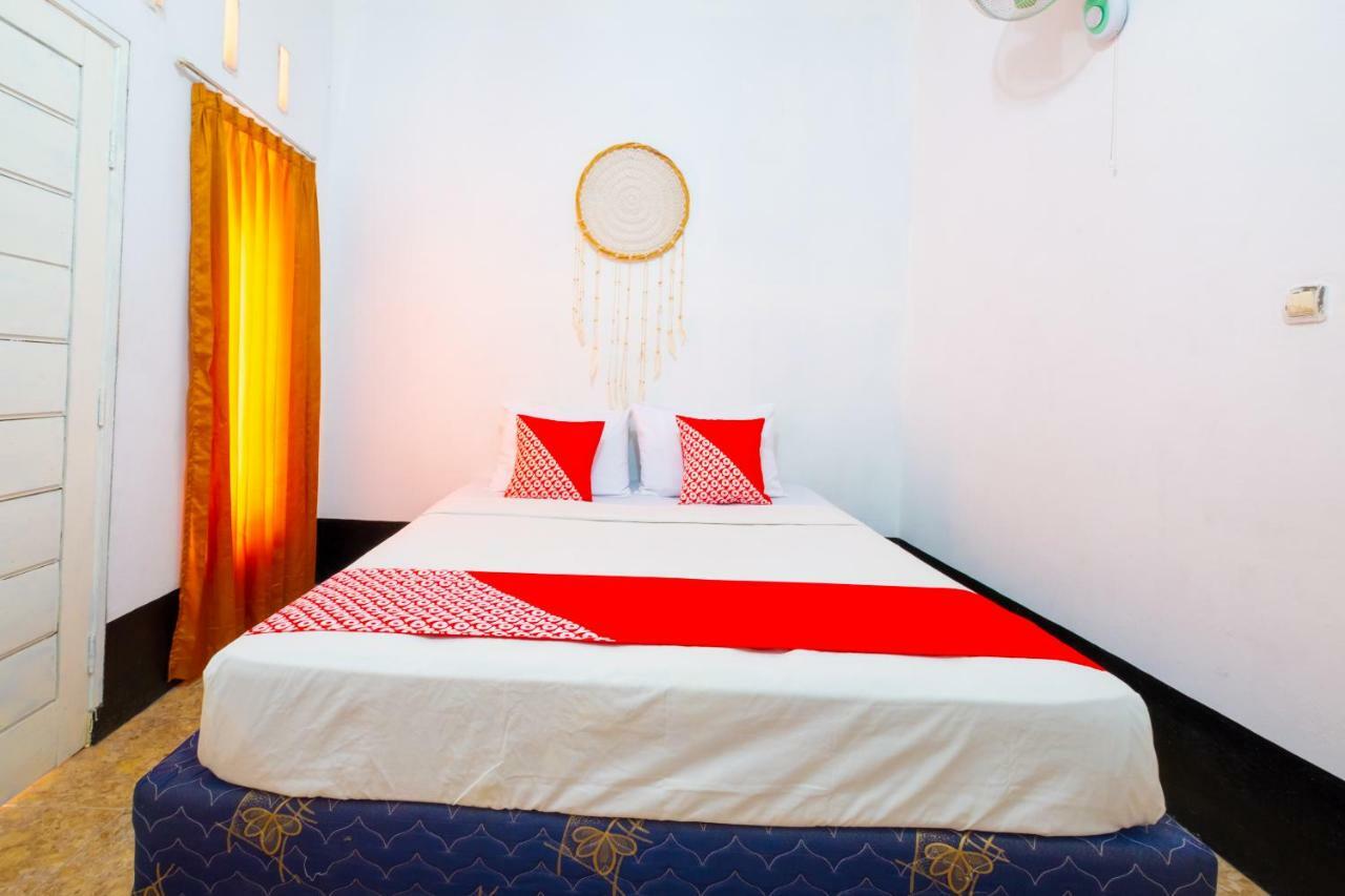Oyo 1373 Chili Gili Hotel Gili Trawangan Bagian luar foto